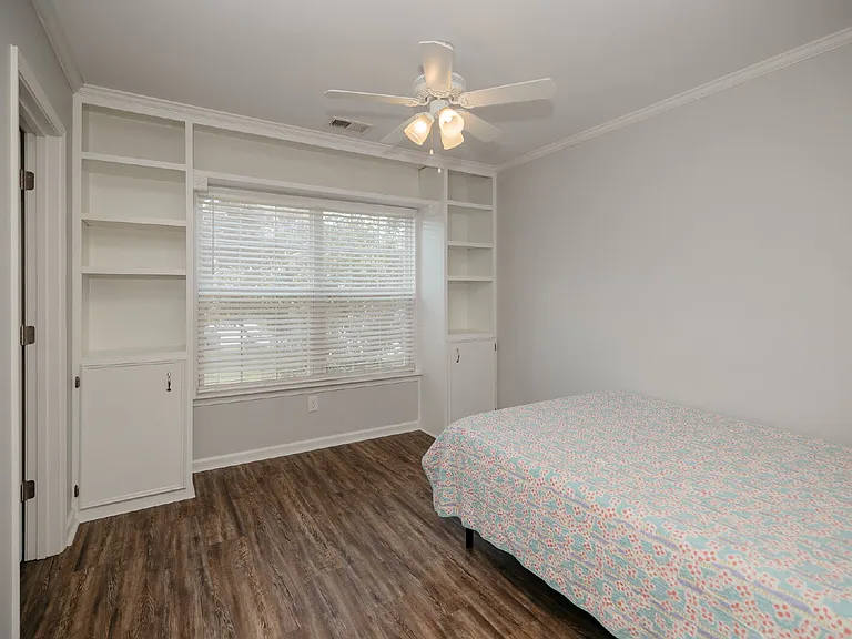 262 Island Green Rd — Photo 11