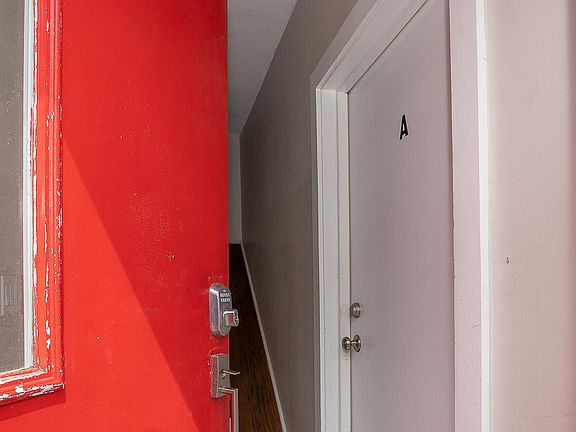 3rd image of 2512 Frankford Ave #1A
