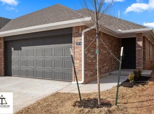 12925 Willow Villas Dr #B, Yukon, OK 73099