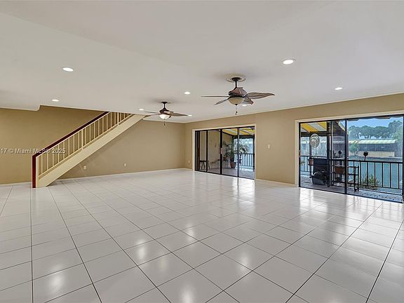 3rd image of 15461 Kippford Ct