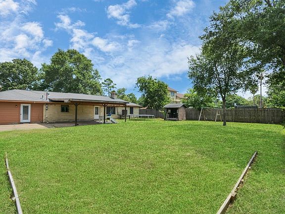 611 N Shady Ln, La Porte, TX 77571 | MLS #93124156 | Zillow