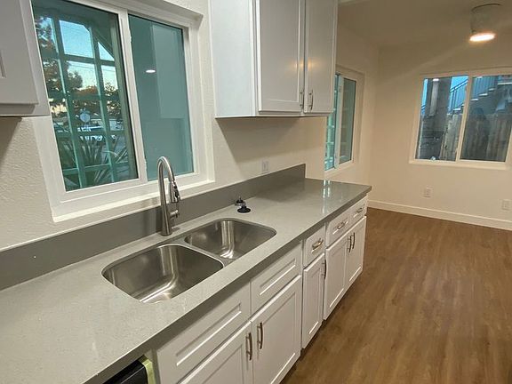4th image of 311 W Wilson St #3