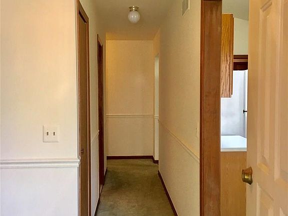 5th image of 19047 Carmelo Dr N #129