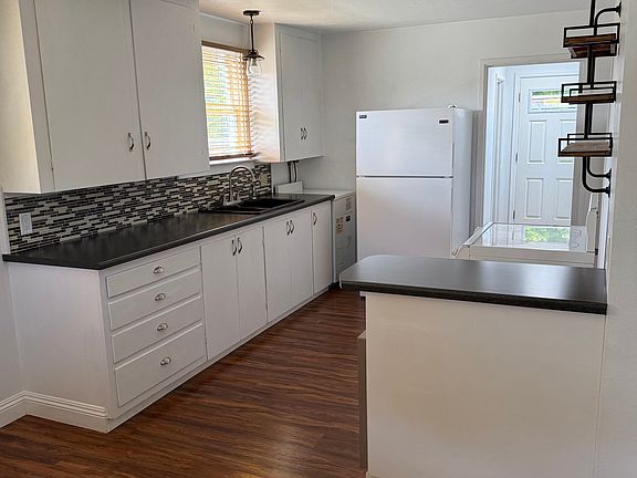 4th image of 2908 S St