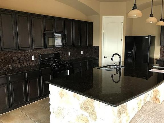 2nd image of 113 Caddo Lake Dr