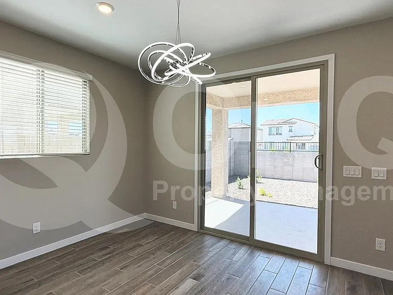 3189 S 180th Ln — Photo 6
