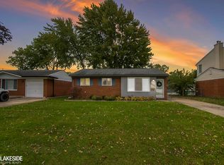 11194 Plumridge Blvd, Sterling Heights, MI 48313