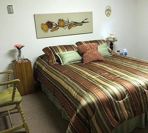 3rd image of 34 Hueco Dr