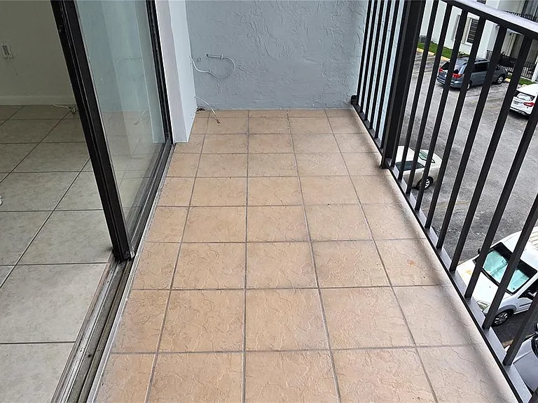 9688 Fontainebleau Blvd #404 — Photo 8