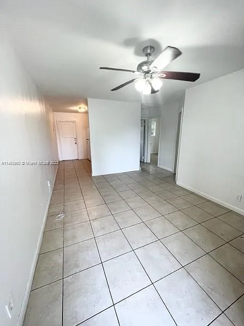 2 bed, 1200 sqft, $1,900 — Photo 3