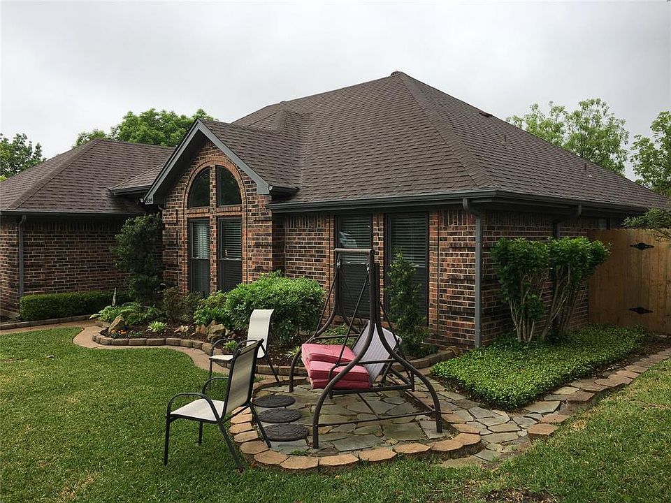 1st image of 6844 Parkwood Dr