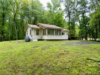 130 Whitlock Rd — Photo 3