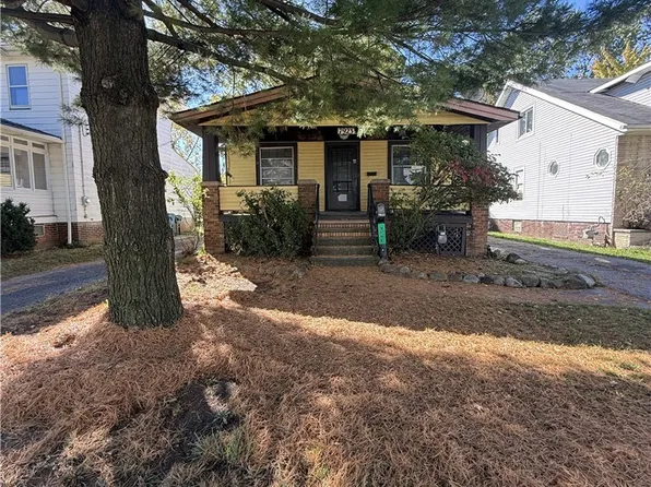 7923 Jameson Rd, Parma, OH 44129
