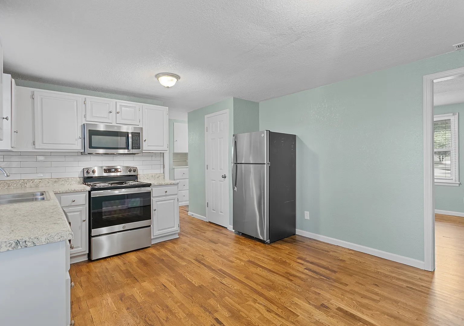 9008 E Gregory Blvd - 1 — Photo 4