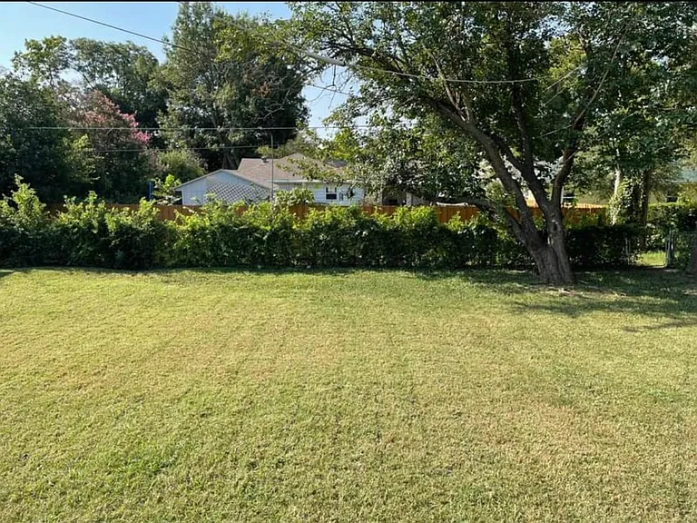 512 Cedar Dr — Photo 16