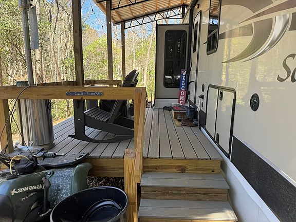 5th image of 1640 Panther Top Rd