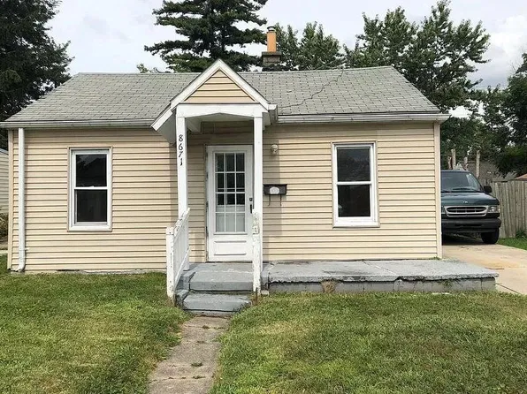 8671 Hudson Ave, Warren, MI 48089