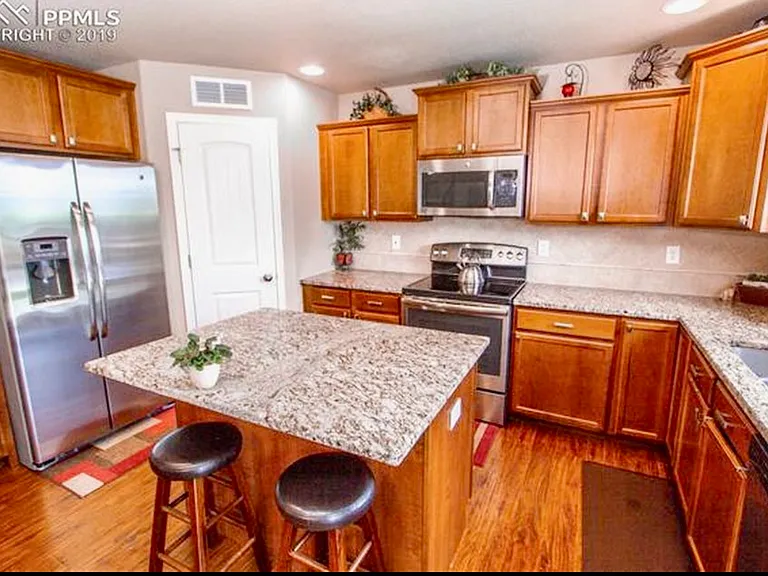 7756 Crestone Peak Trl — Photo 2