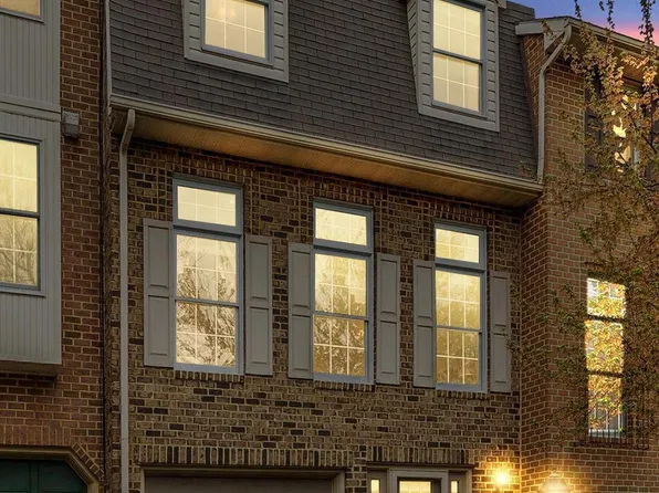 1277 Lindsay Ln, Hagerstown, MD 21742