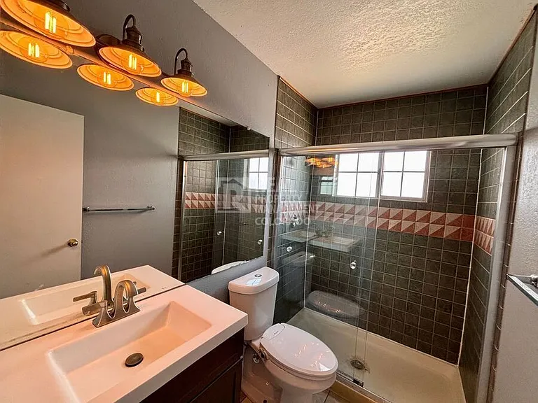 3440 Parkmoor Village Dr #V — Photo 13