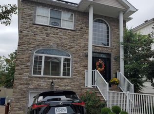 26 Opal Ln #2761, Staten Island, NY 10309