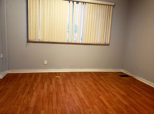 14 E 33rd St #2, Bayonne, NJ 07002