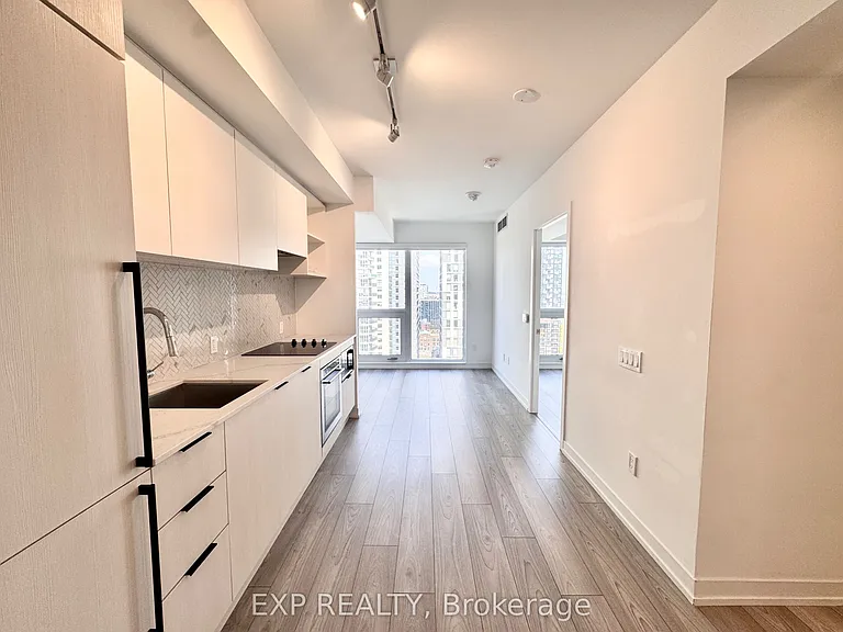82 Dalhousie St #2201 — Photo 2