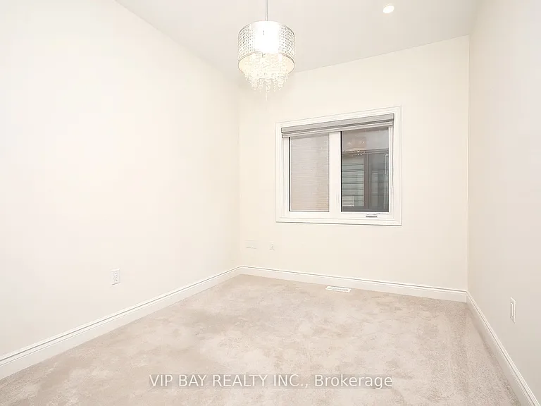 8 Tremoy Rd — Photo 29