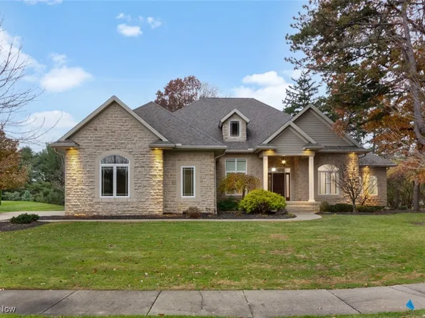 1514 Lancaster Gate SE, Canton, OH 44709
