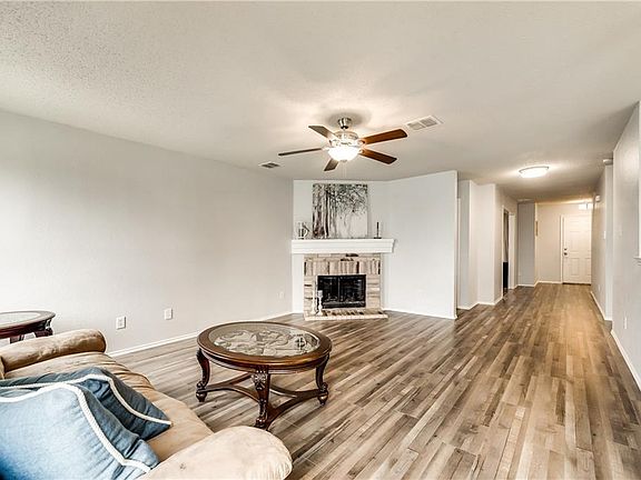 2nd image of 1035 Bannack Dr