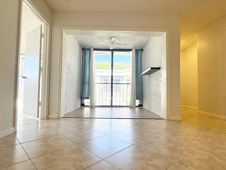 14893 Wedgefield Dr #204 — Photo 3