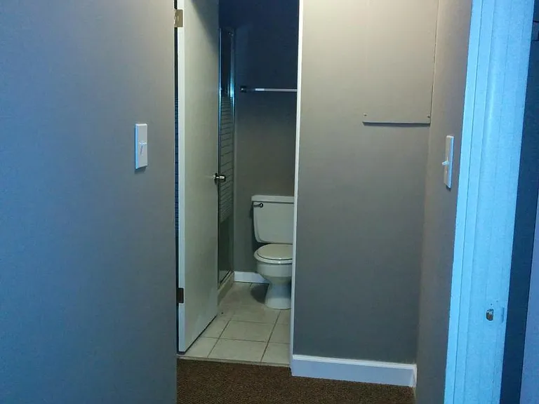 hallway to separate suite bathroom 2