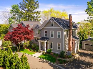 32 Seminary St #1, New Canaan, CT 06840