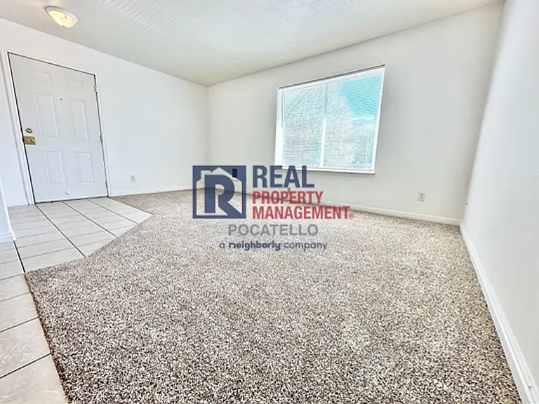 4407 Opal Ave — Photo 12