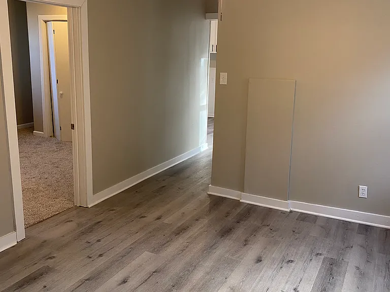 1811 SW Cherokee St — Photo 10