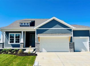 4608 SW Robinson Dr, Lees Summit, MO 64083