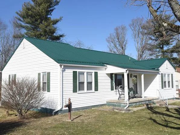 123 Ashwood St, Beckley, WV 25801