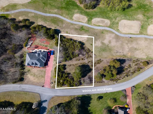386 Woodlake Blvd #3, Tazewell, TN 37879