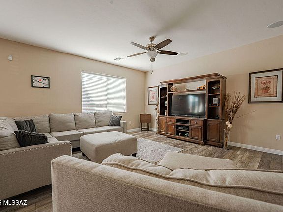 4th image of 549 W Calle Cajeta