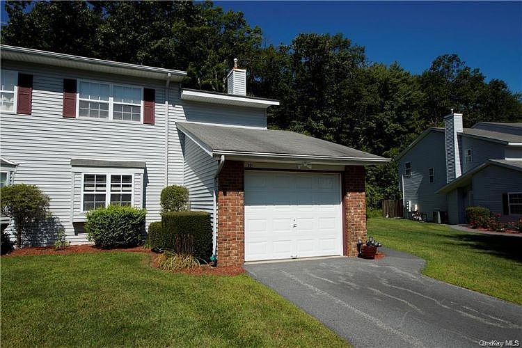 1st image of 321 Heritage Ln