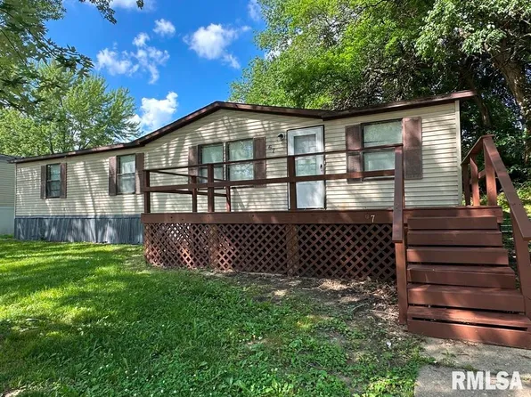 67 Grand Valley Dr, Springfield, IL 62702