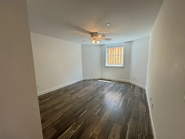 243 Keokuk St — Photo 11