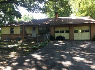 4717 NE 48th St, Kansas City, MO 64117