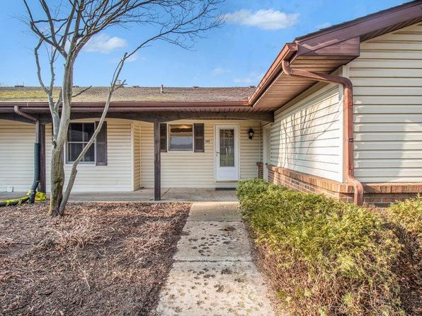 245 Bona Vista Dr NW #20, Grand Rapids, MI 49504