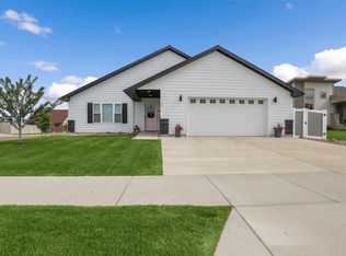 37 38th Ave NE, Great Falls, MT 59404