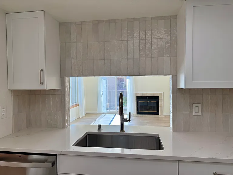 520 Pine St #204 — Photo 9