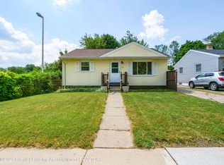 616 Maplehill Ave, Lansing, MI 48910