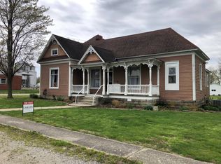 302 North St, Xenia, IL 62899