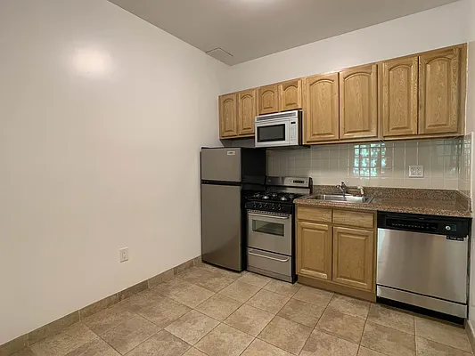 Rented by Tourma Realty LLC | media 24