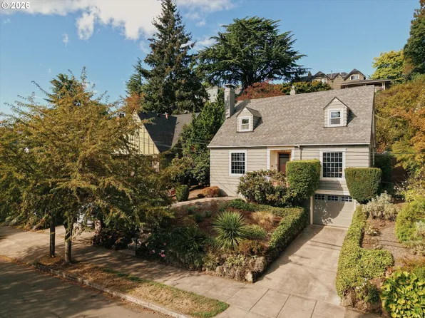 4421 NE Wistaria Dr, Portland, OR 97213